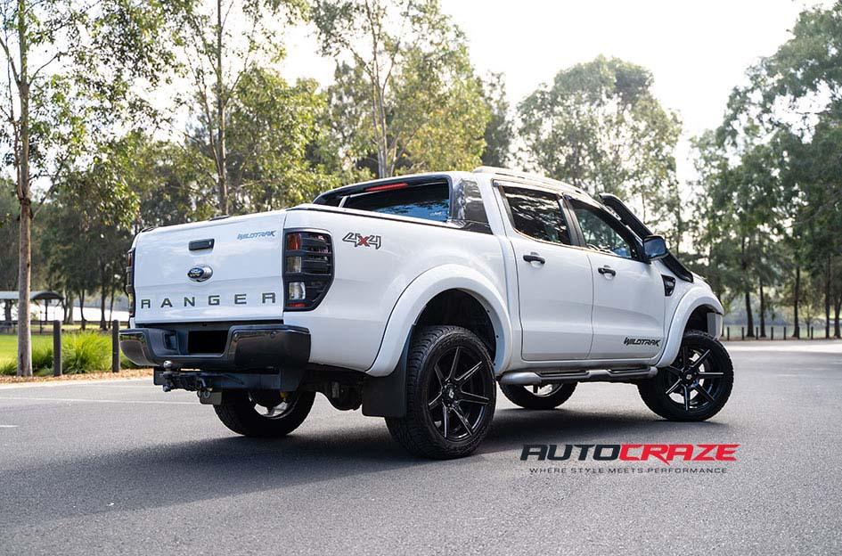 FORD RANGER AVALANCHE GLOSS BLACK MILLED ACCENTS